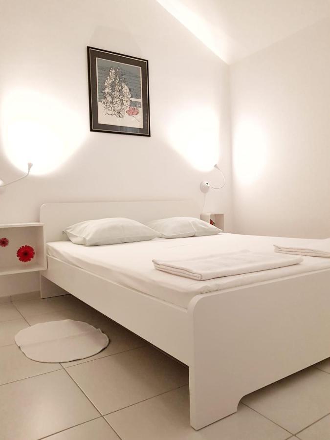 Apartmani Vrancic Мандре Экстерьер фото