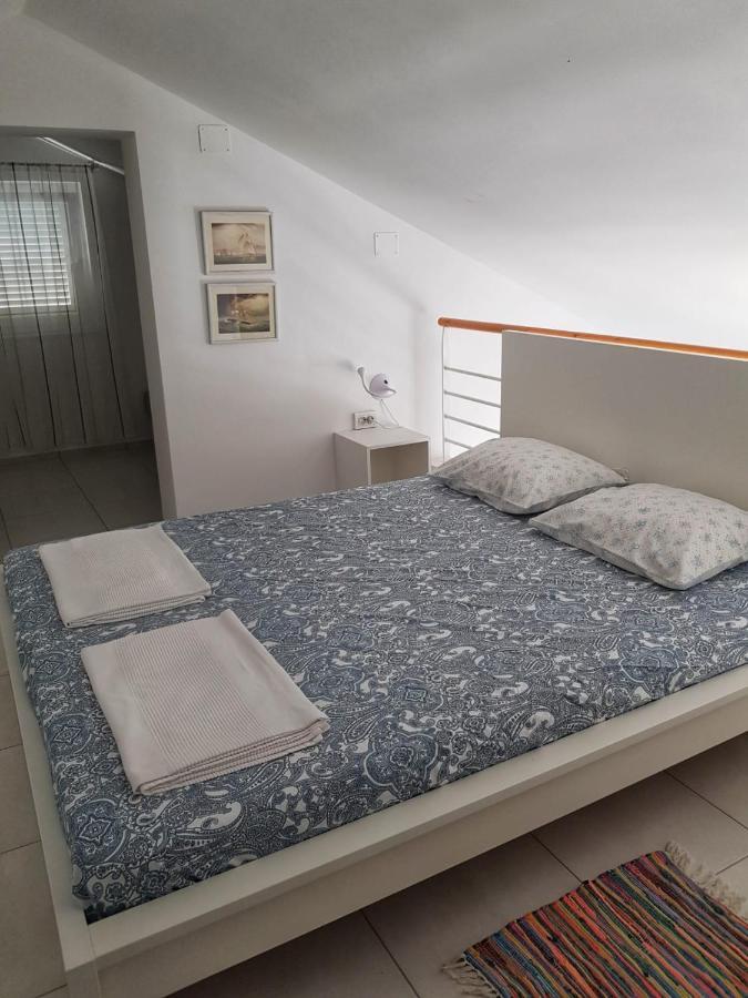 Apartmani Vrancic Мандре Экстерьер фото