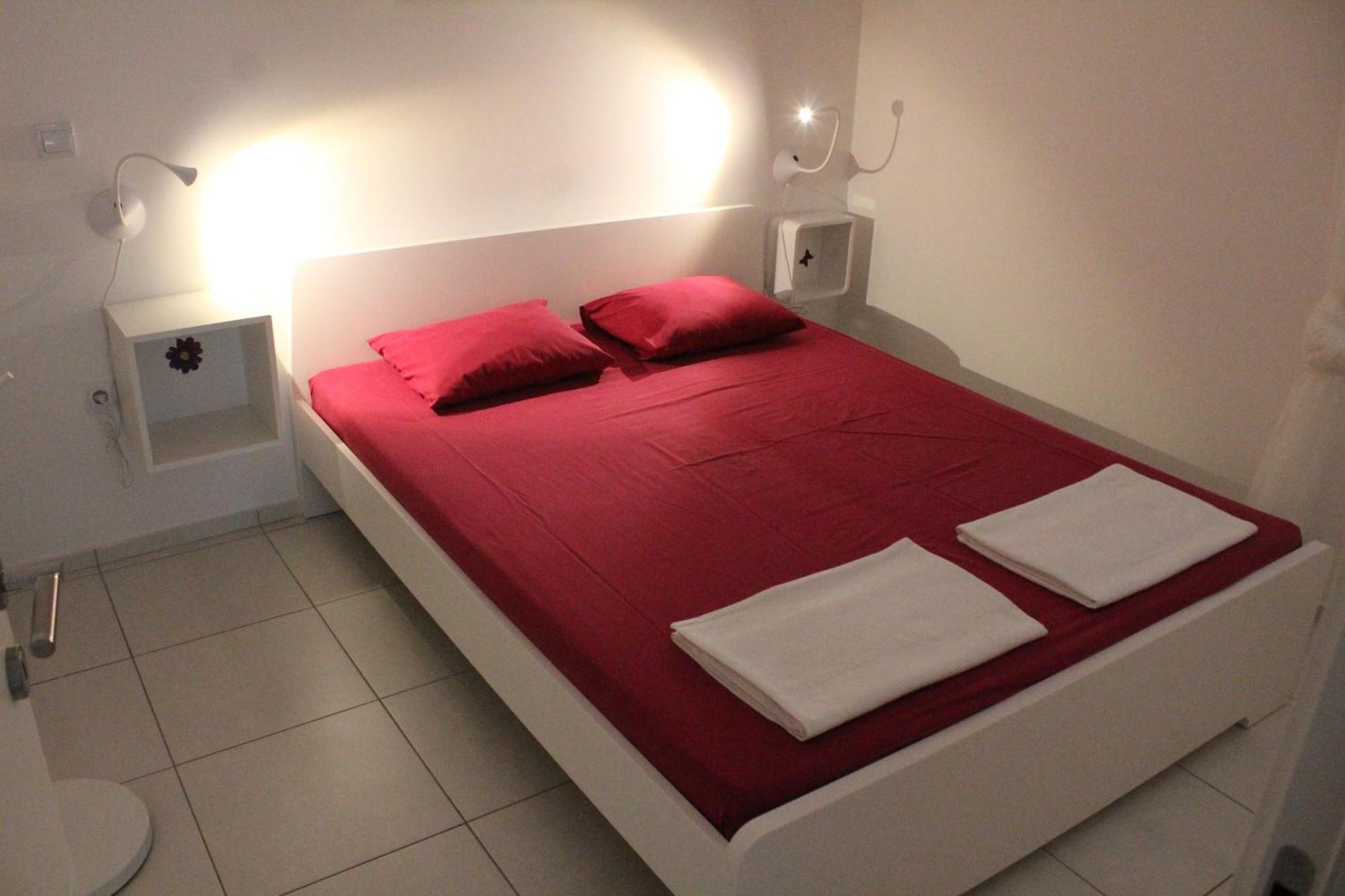 Apartmani Vrancic Мандре Экстерьер фото
