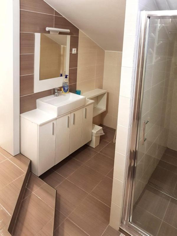 Apartmani Vrancic Мандре Экстерьер фото